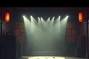 《胶片修复室》修复台与胶片封面